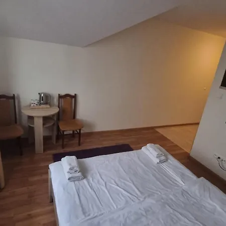 Monika Bed & Breakfast 3*